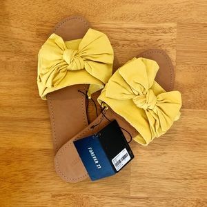 Forever 21 Yellow Bow Sandals Size 8